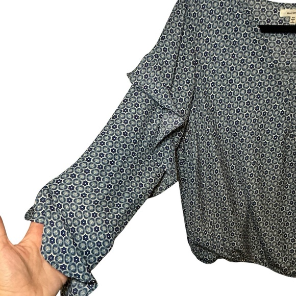 Max Studio Monochrome Patterned Blouse - Picture 3 of 5